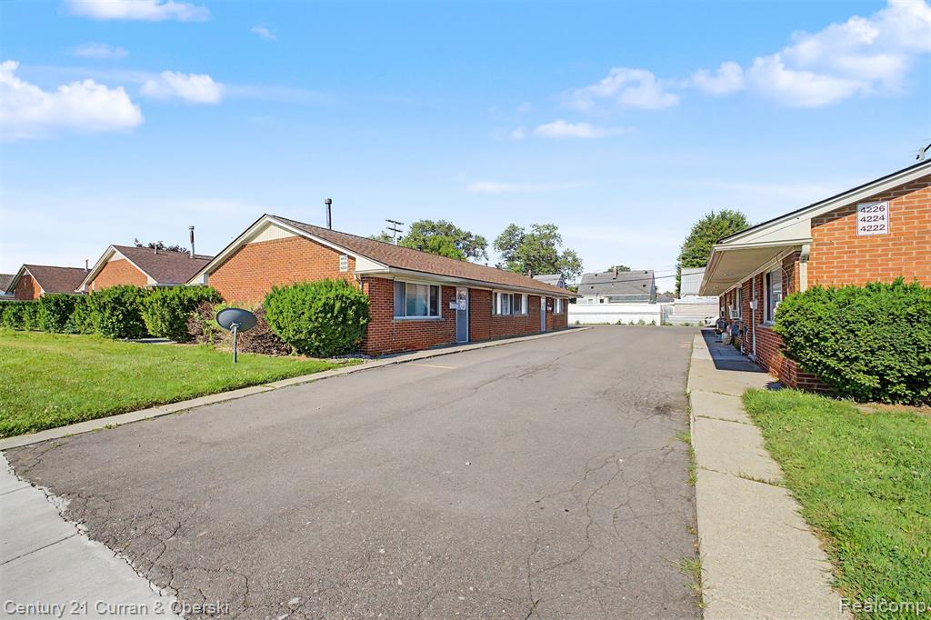 4222 Drouillard Street Property Photo 2