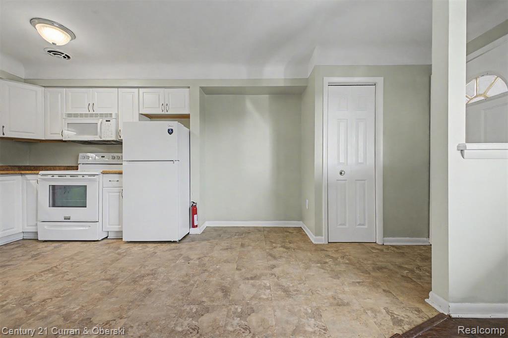 4222 Drouillard Street Property Photo 11