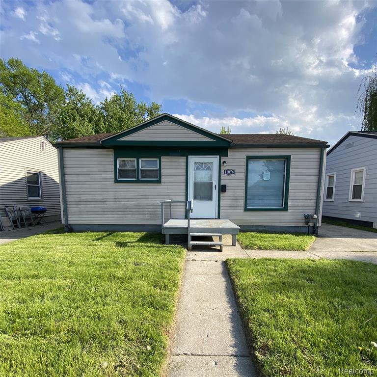 11076 Hudson Avenue Property Photo 1