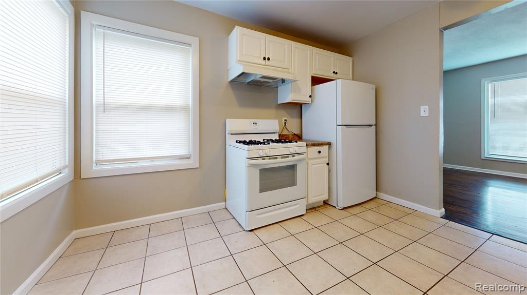11076 Hudson Avenue Property Photo 4