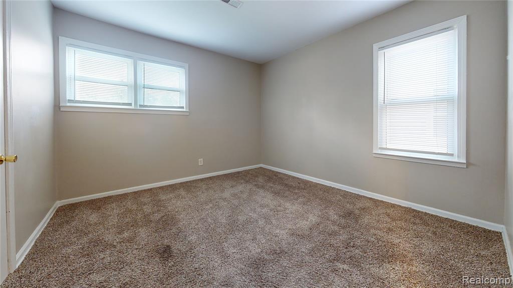 11076 Hudson Avenue Property Photo 10