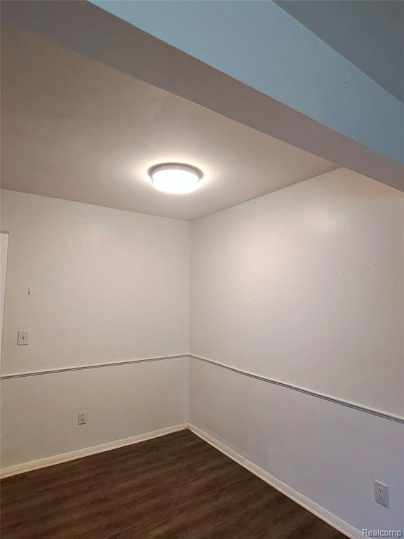 25301 Five Mile Rd Property Photo 6