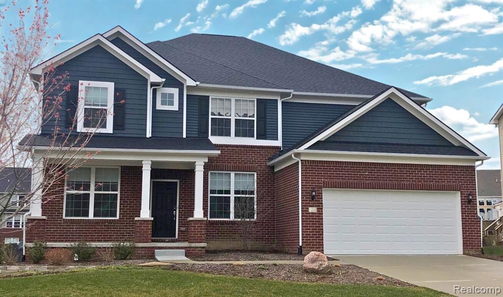 22546 Pondview Court Property Photo 1