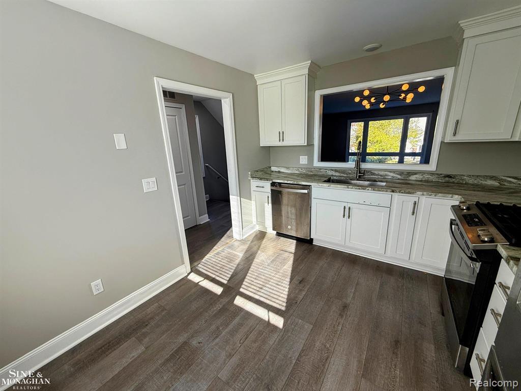 3305 Jib Lane Property Photo 4