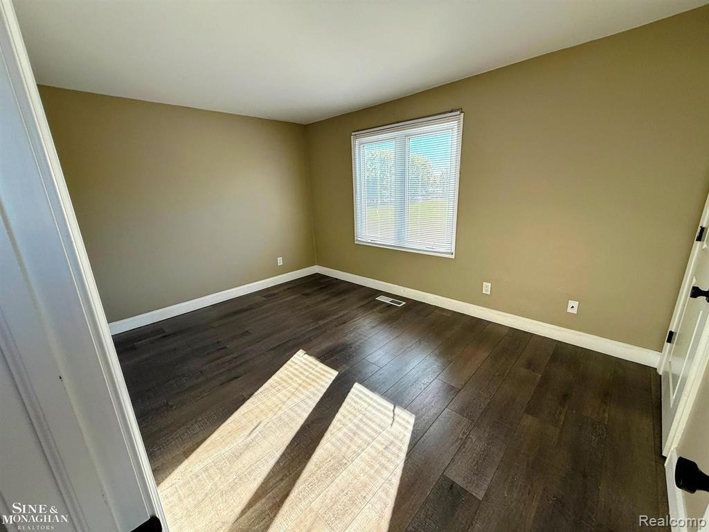 3305 Jib Lane Property Photo 11
