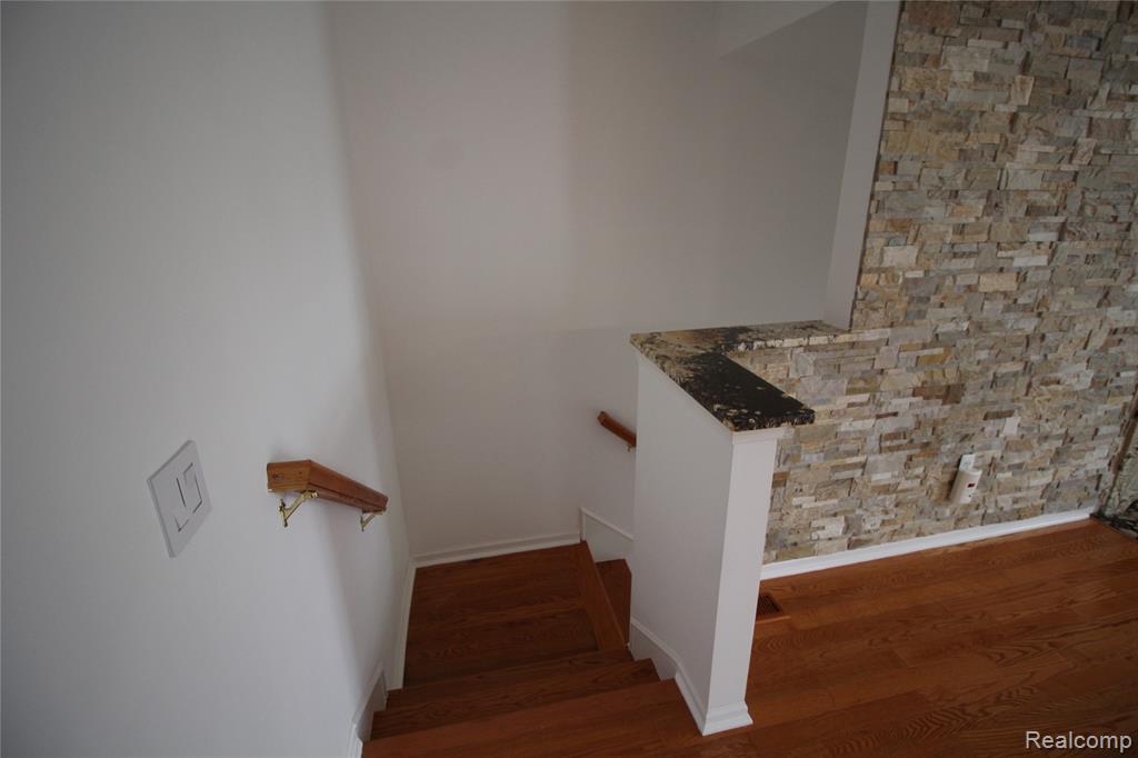 2224 Leighton Drive Property Photo 25