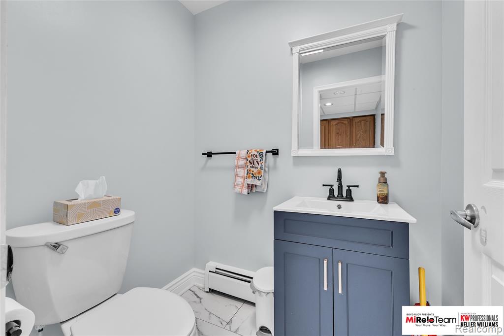 9844 Pine Knob Road Property Photo 18
