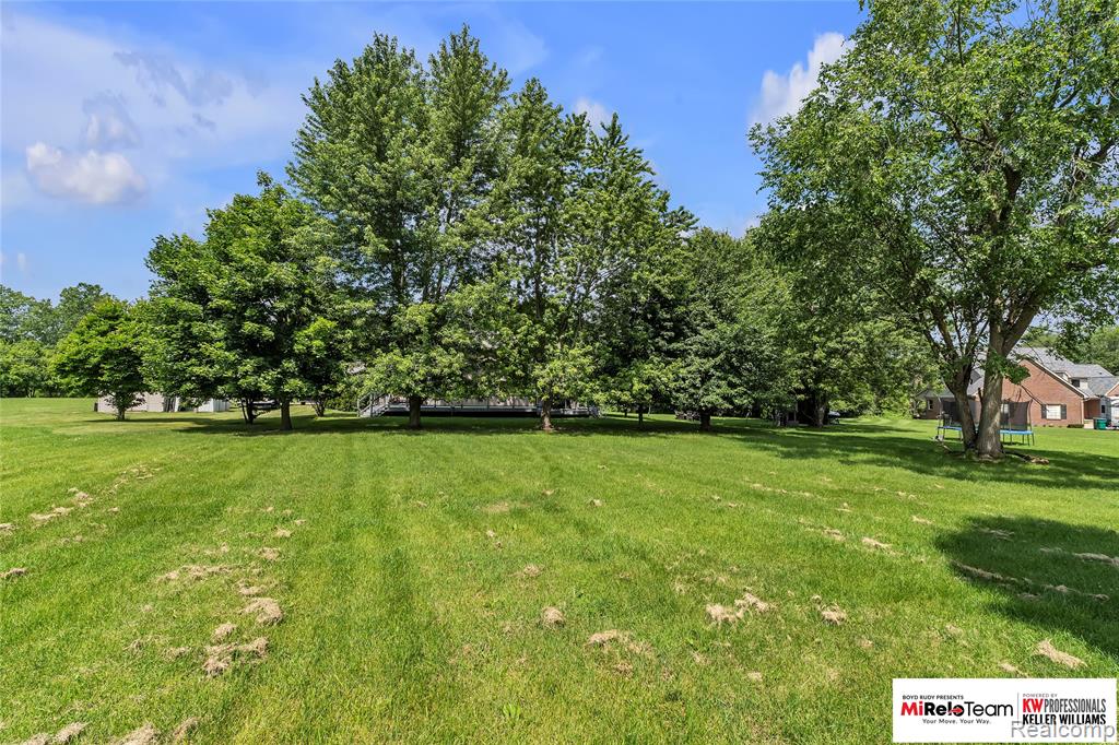 9844 Pine Knob Road Property Photo 34