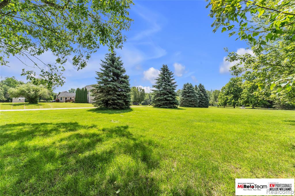 9844 Pine Knob Road Property Photo 35