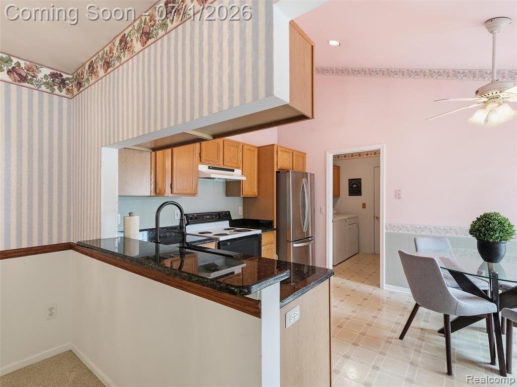 13331 Whittier Property Photo 12