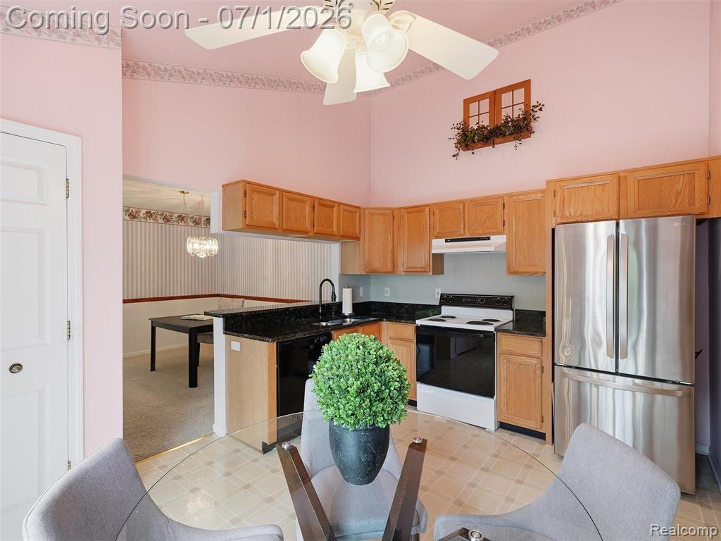 13331 Whittier Property Photo 16