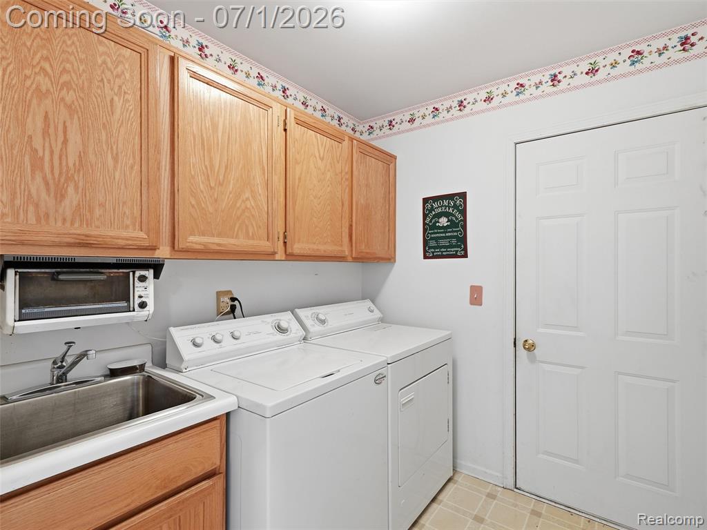 13331 Whittier Property Photo 17