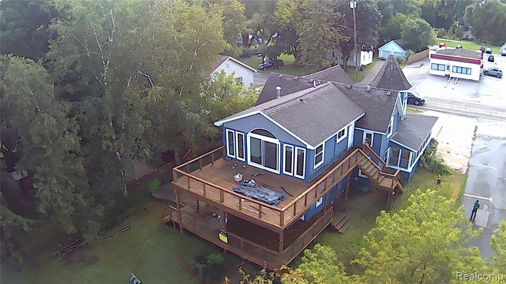 16185 Seymour Road Property Photo 2