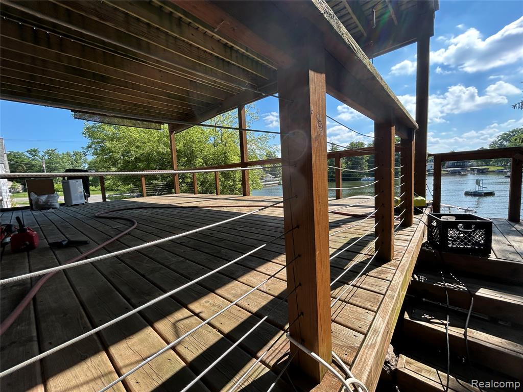 16185 Seymour Road Property Photo 8
