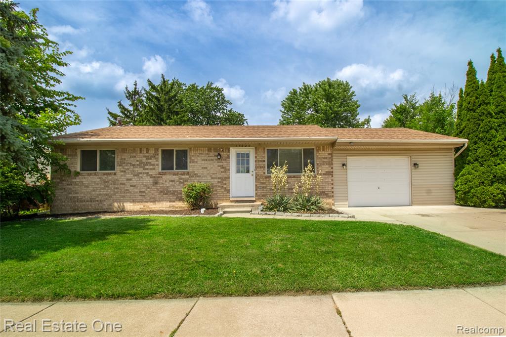 44220 Saltz Road Property Photo 1