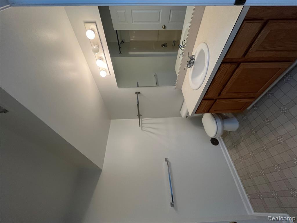 1105 Joyce Lane Property Photo 10
