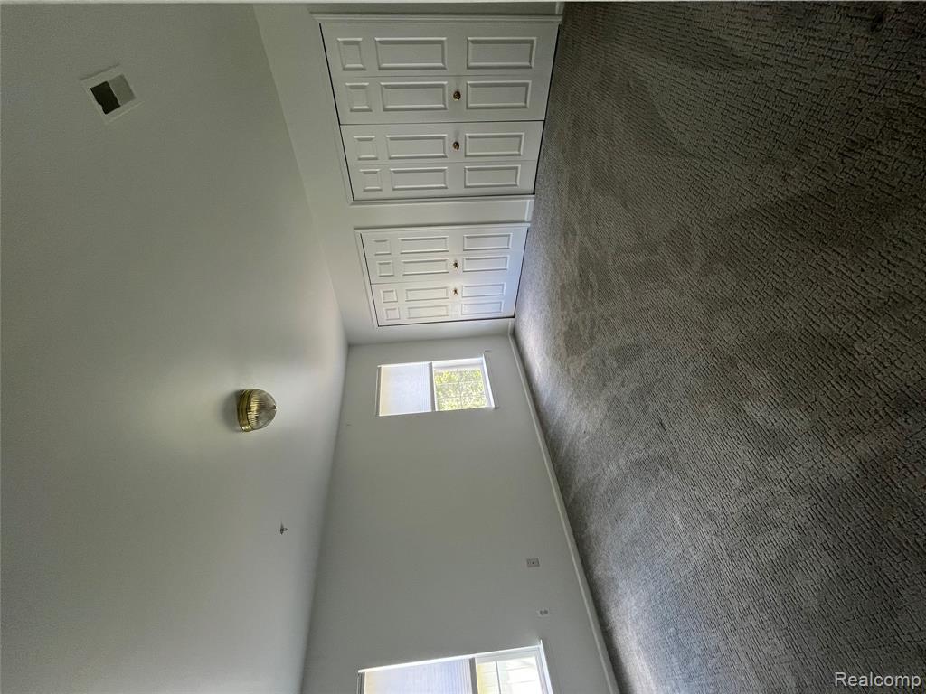 1105 Joyce Lane Property Photo 12