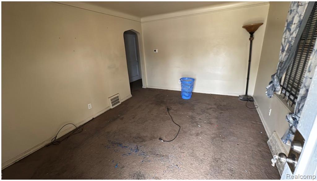 18644 Kelly Road Property Photo 3