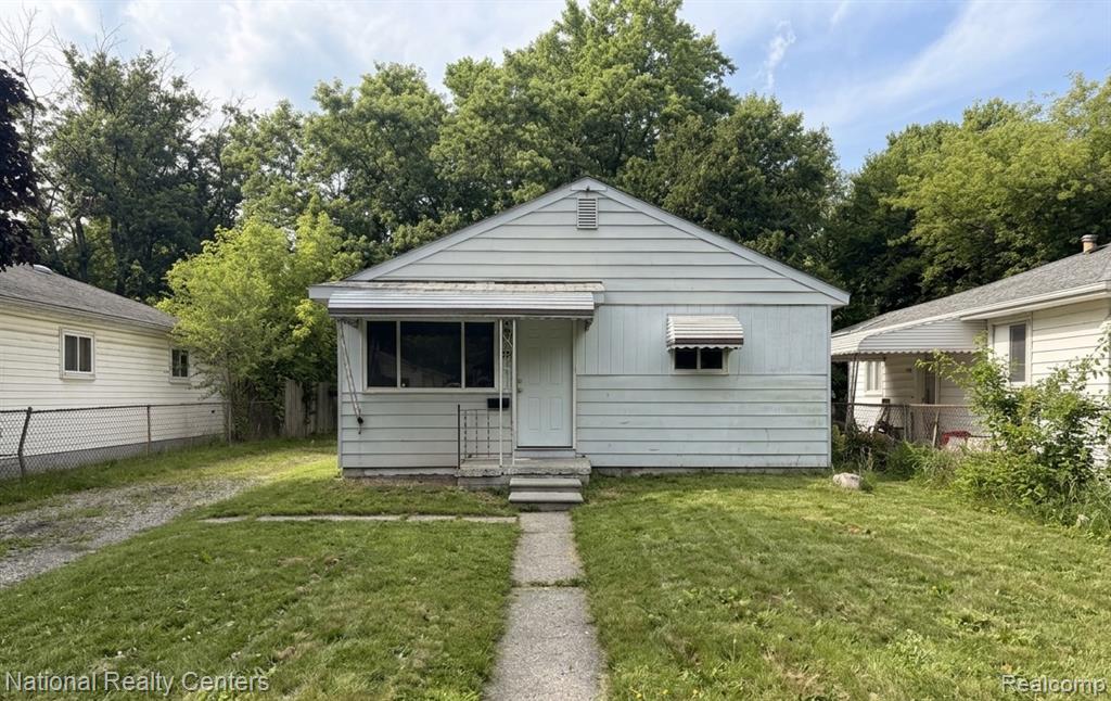 37 E Brooklyn Avenue Property Photo 1