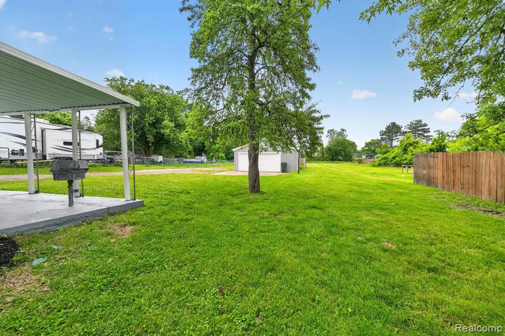 2931 Grant Road Property Photo 16