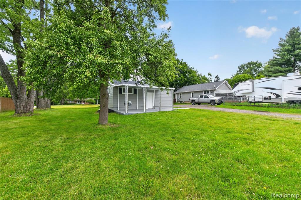 2931 Grant Road Property Photo 17