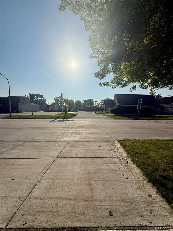 1813 10th Avenue Property Photo 10