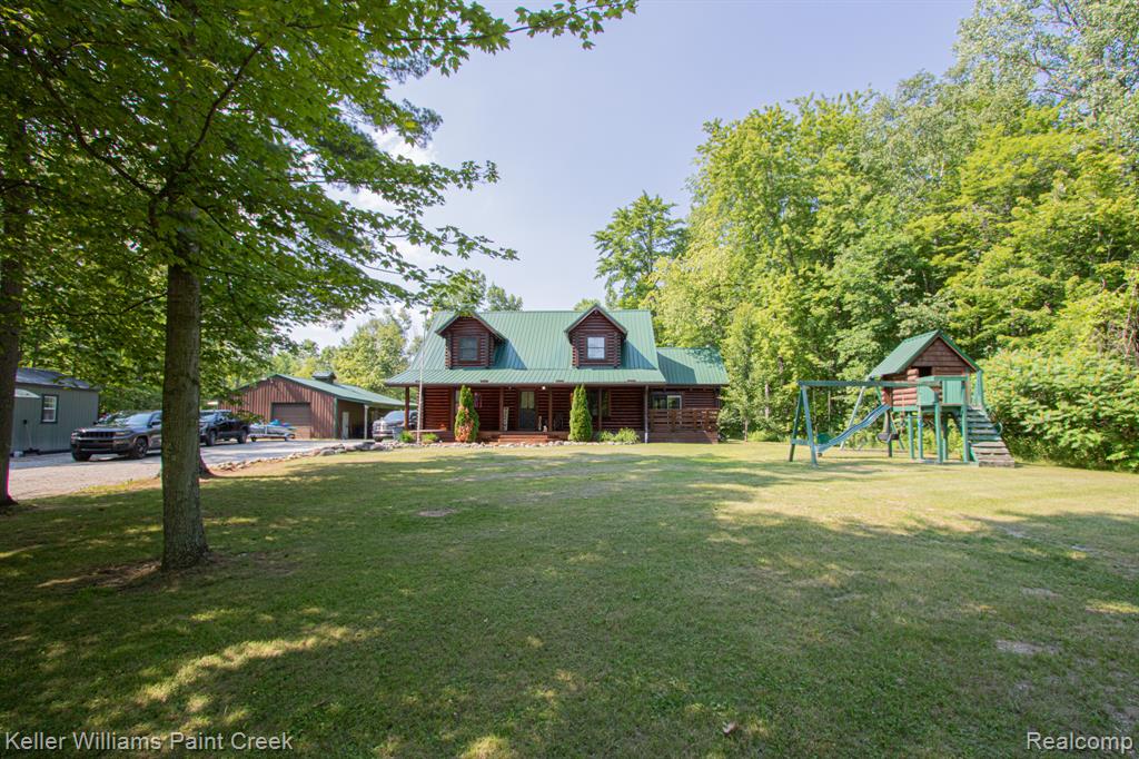 5104 Ravenswood Road Property Photo 2