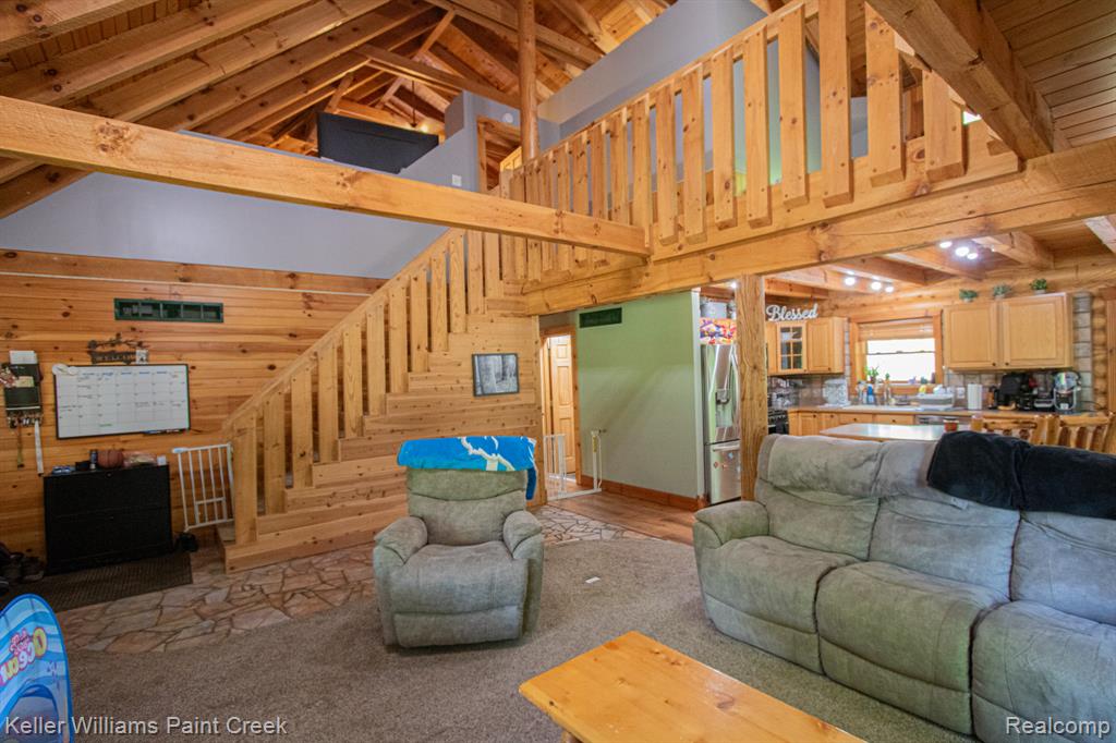 5104 Ravenswood Road Property Photo 11