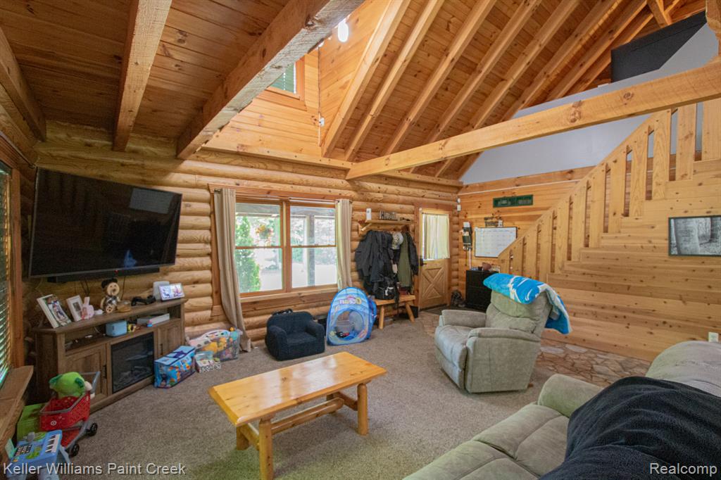5104 Ravenswood Road Property Photo 18