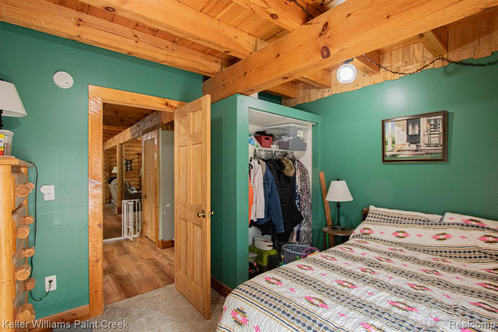 5104 Ravenswood Road Property Photo 29