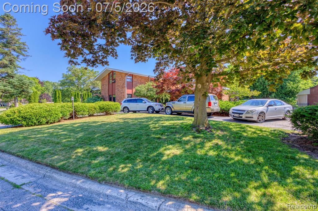46 W Breitmeyer Place Property Photo 2