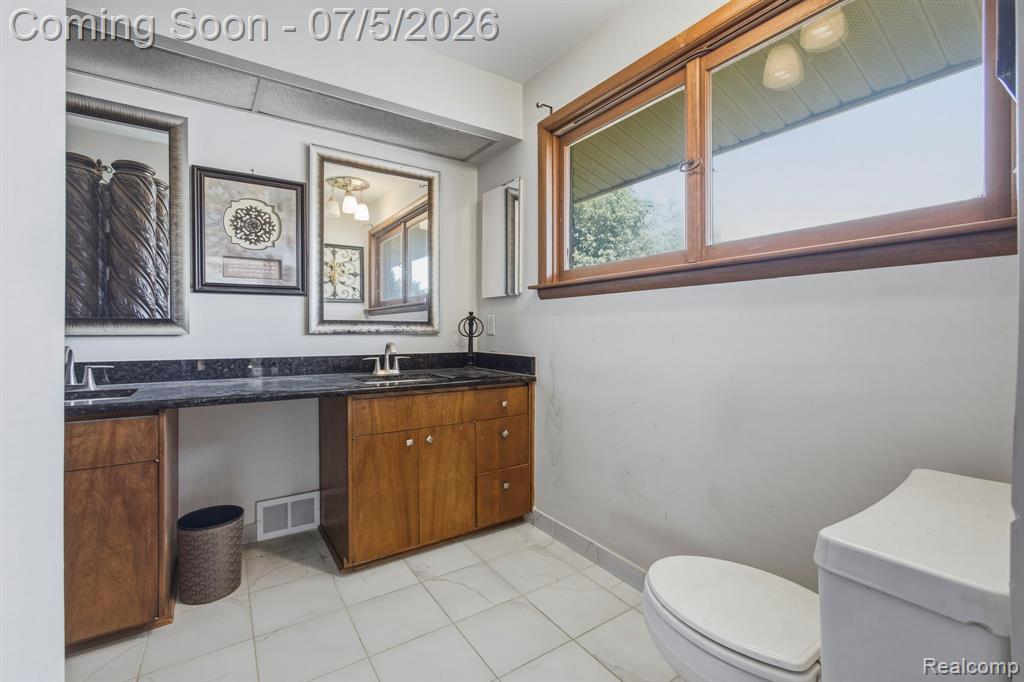 46 W Breitmeyer Place Property Photo 24