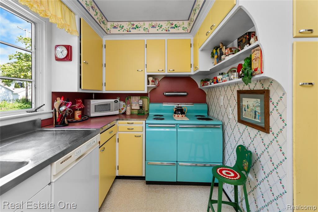 23760 Hudson Street Property Photo 11