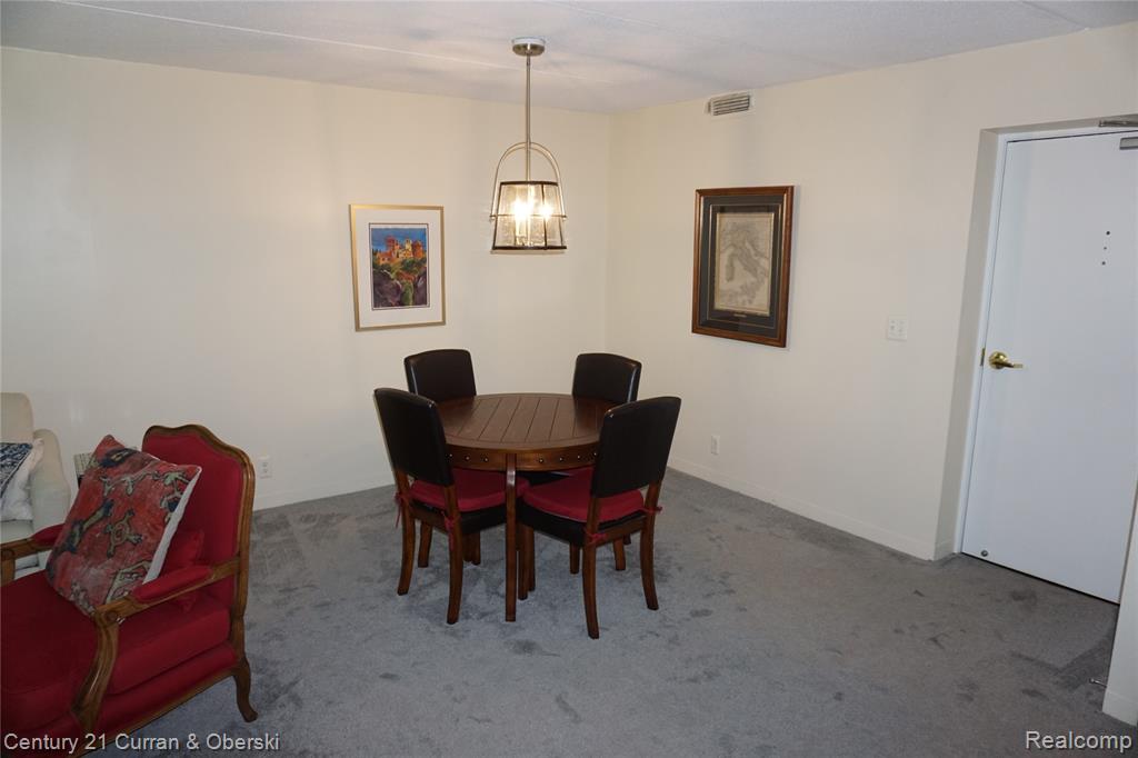 21800 Morley Avenue Property Photo 12