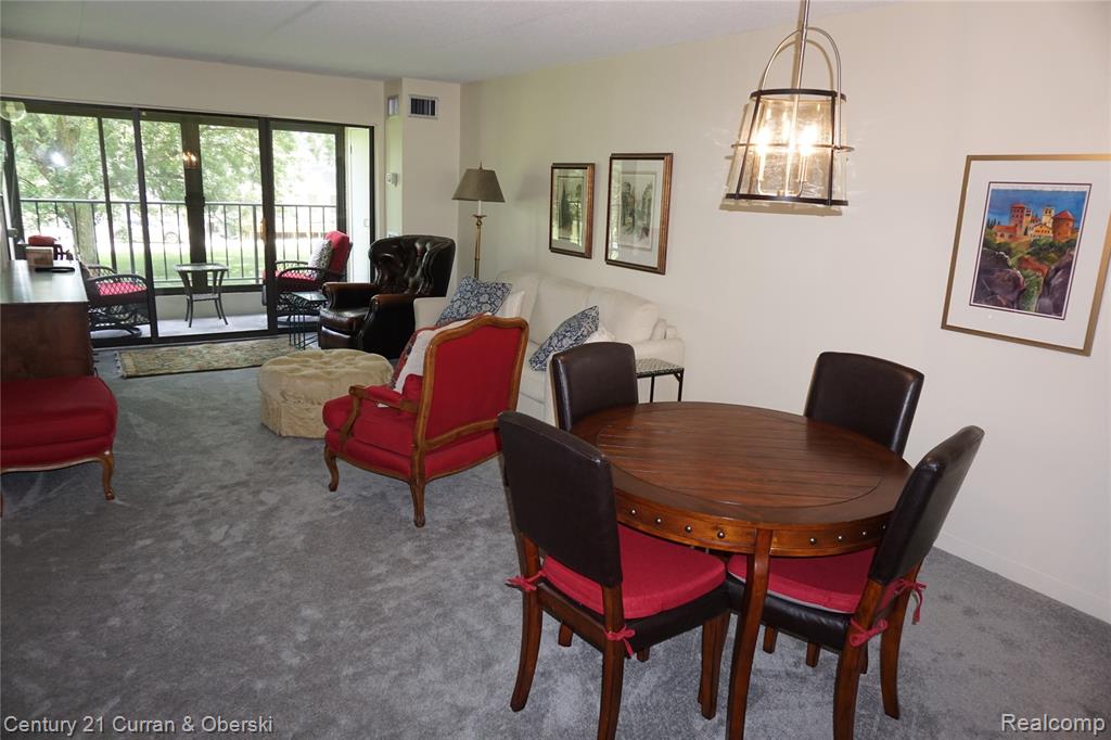 21800 Morley Avenue Property Photo 13