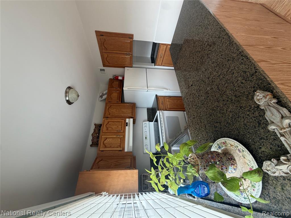 36814 Park Place Drive Property Photo 4