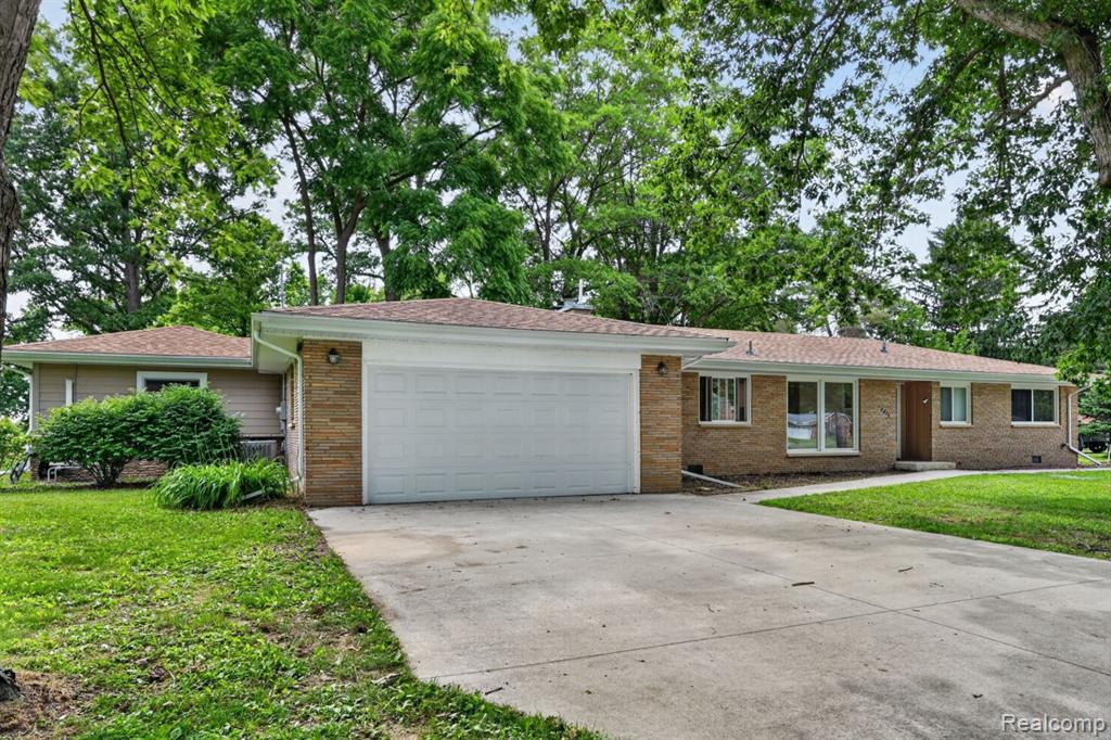 4877 Orchard Lane