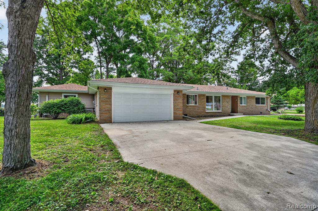 4877 Orchard Lane Property Photo 2