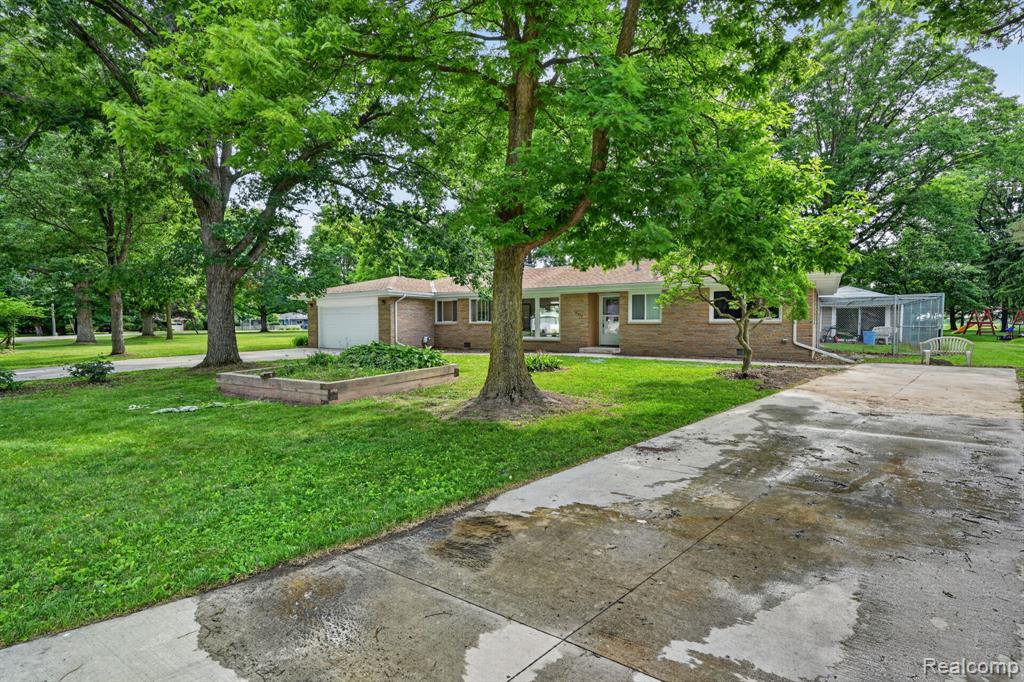 4877 Orchard Lane Property Photo 6
