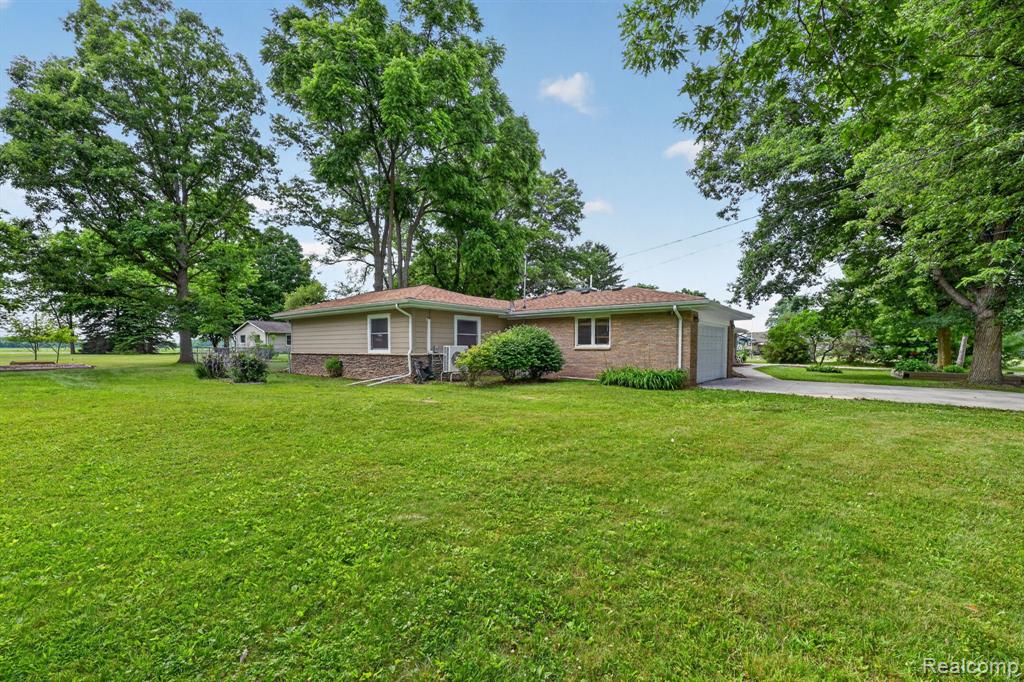 4877 Orchard Lane Property Photo 9