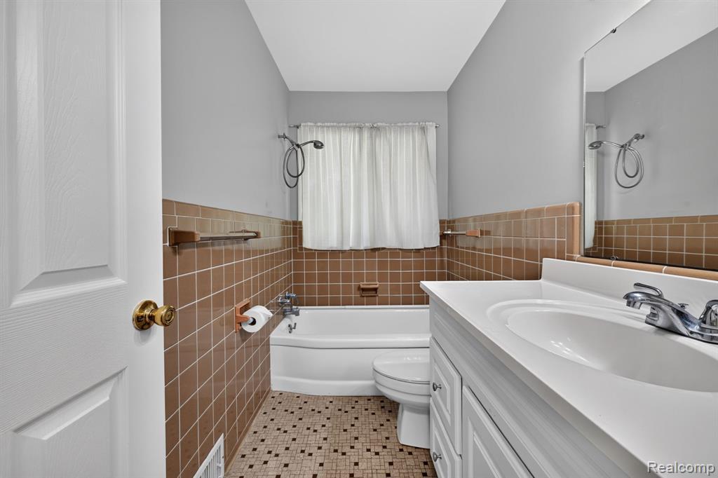 4877 Orchard Lane Property Photo 41