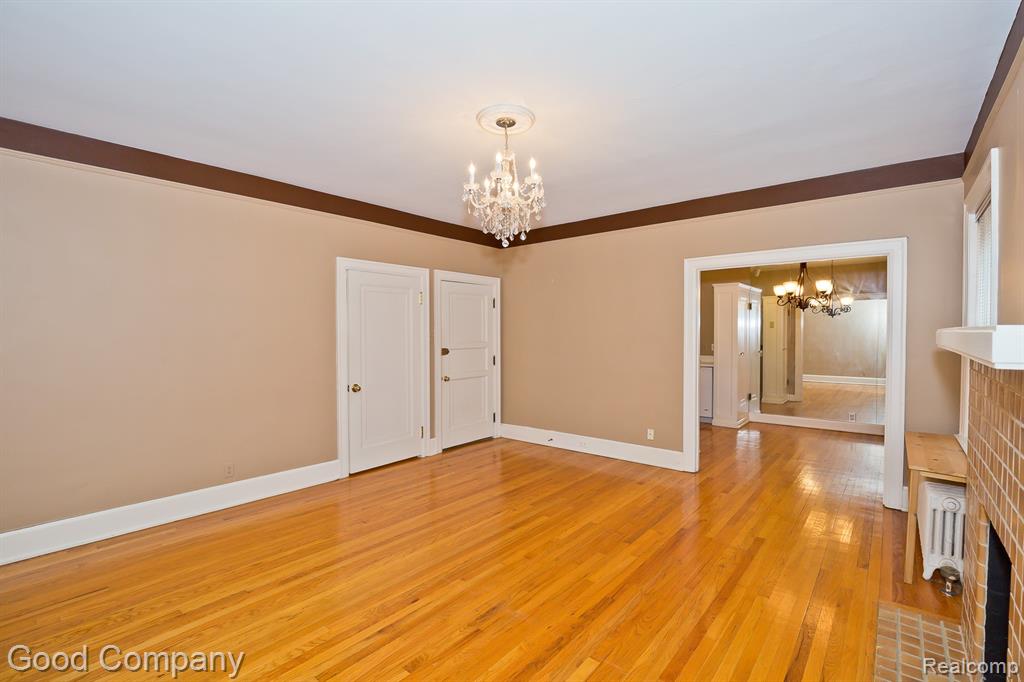 327 Southfield Road Property Photo 13