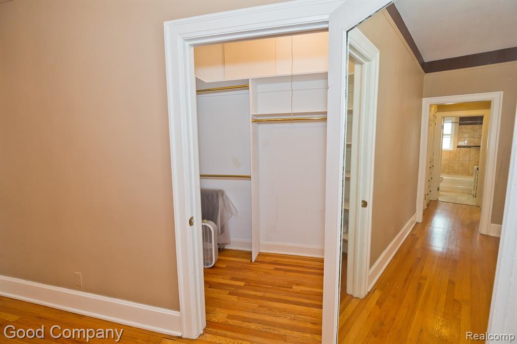 327 Southfield Road Property Photo 15