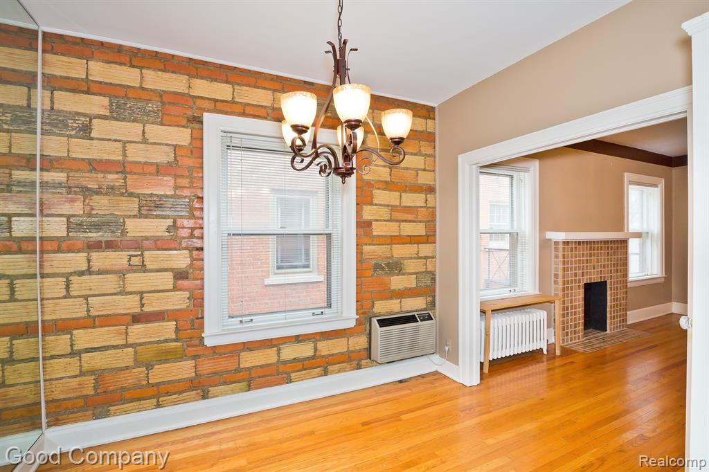 327 Southfield Road Property Photo 19