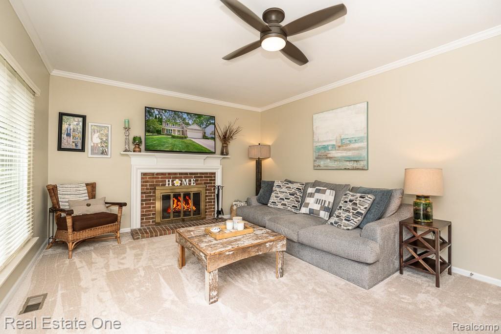 606 Whitney Drive Property Photo 16