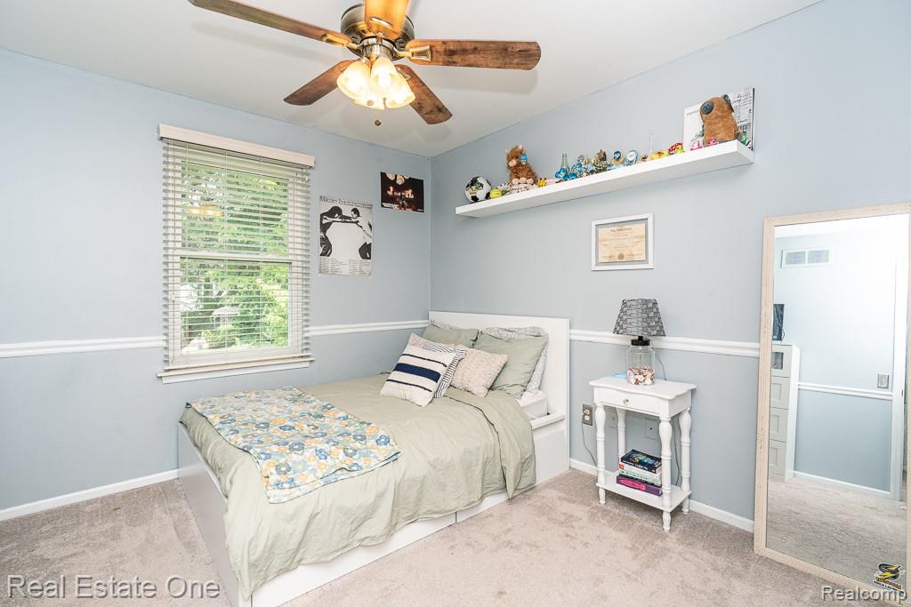606 Whitney Drive Property Photo 22