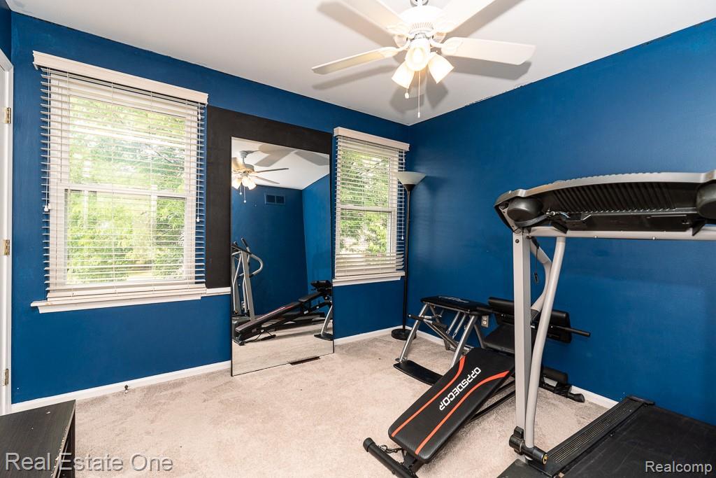 606 Whitney Drive Property Photo 26