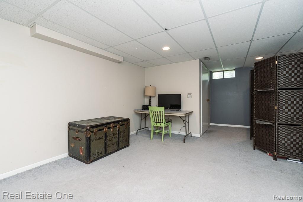 606 Whitney Drive Property Photo 31