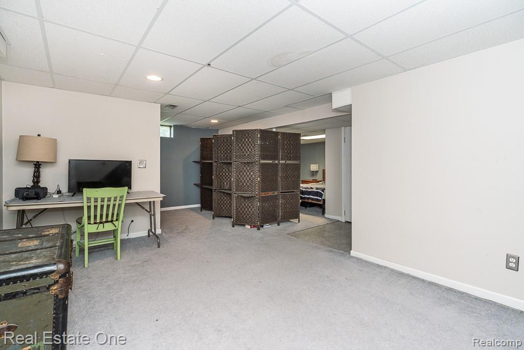 606 Whitney Drive Property Photo 32