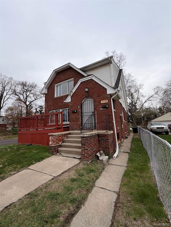 15794 Ohio Street Property Photo 1